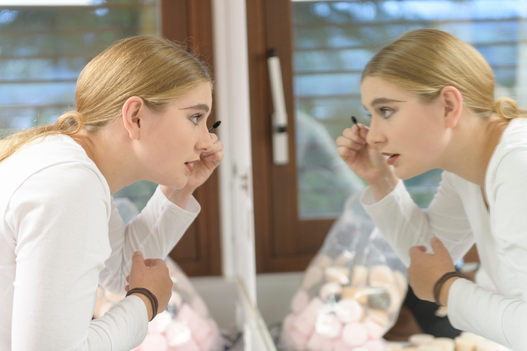 Bild das die Arbeit der Maske bei der Rabenbühne Hitzkirch zeigt.